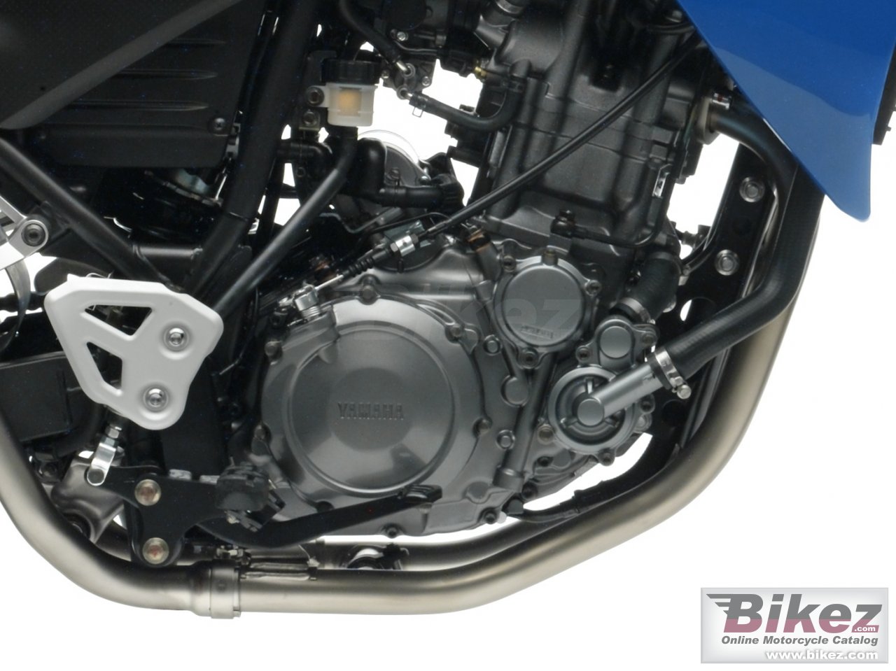 Big Yamaha xt660r picture and wallpaper from Bikez.com